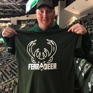 Meet your Posher, Clint